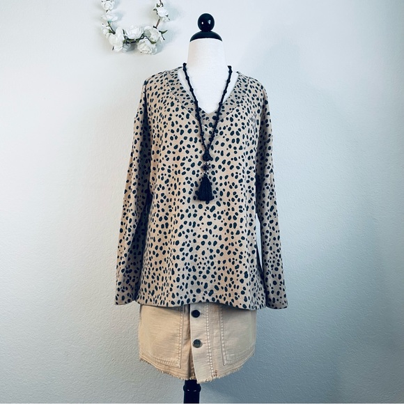 Croft & Barrow Animal Print V-Neck Sweater/Blouse - Picture 7 of 7